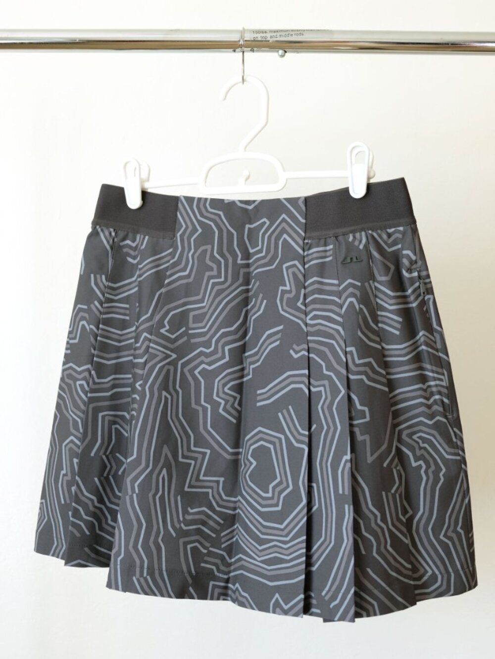 J.Lindeberg Golf Skirt Bundle: Amy in Dark Blue, Alesia in Topo Asphalt, Medium - Picture 3 of 15